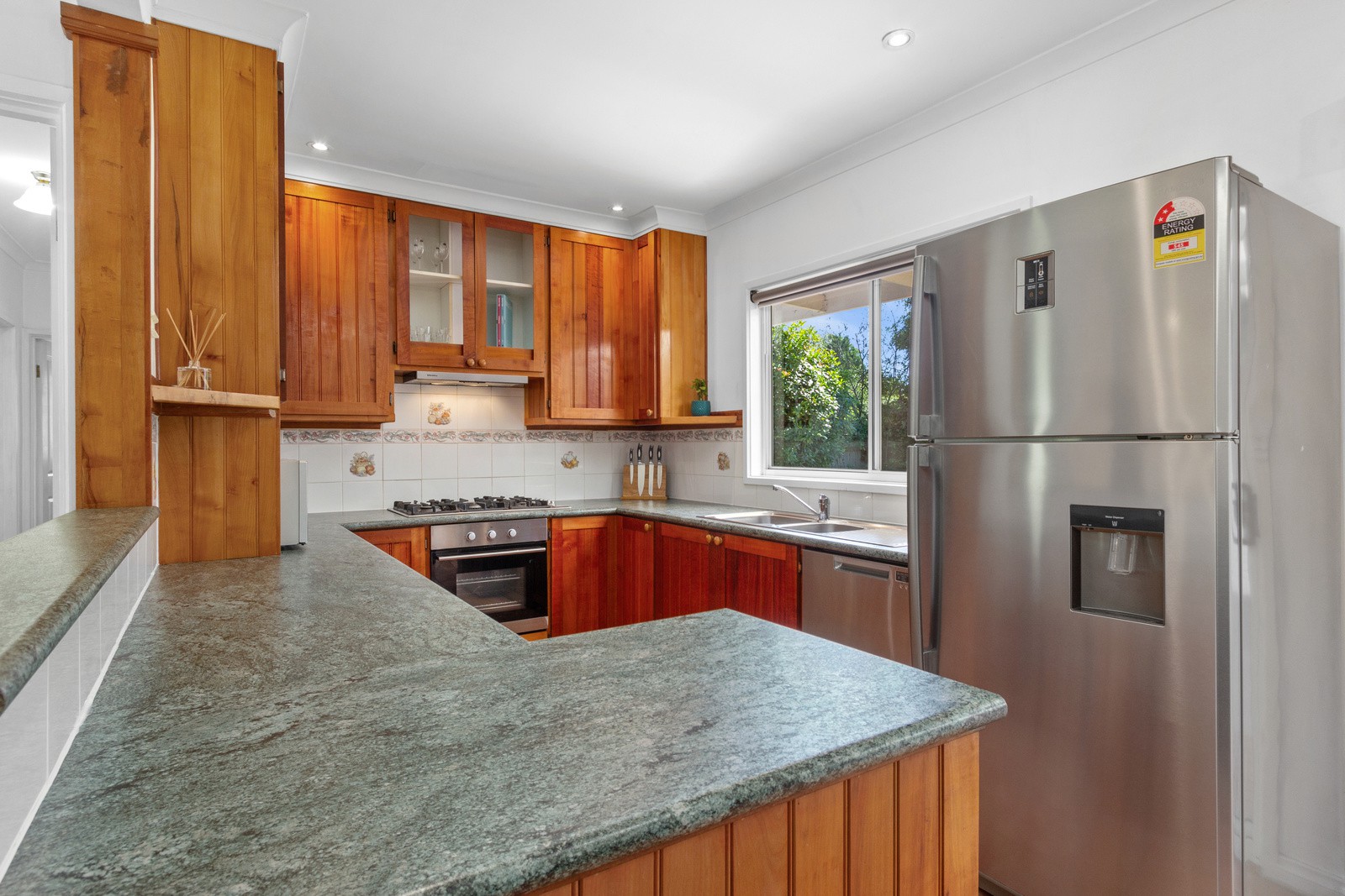 12 Marlborough Road, Bayswater, VIC 3153, Bayswater - Thumbnail 2