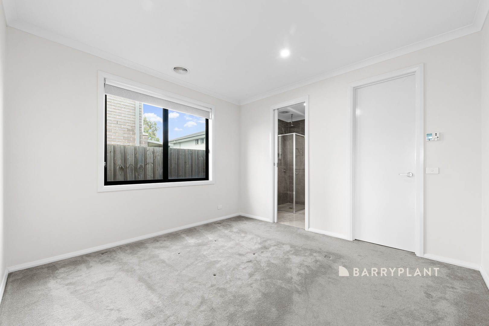 12 Mattamber Street, Clyde North, VIC 3978, Clyde North - Thumbnail 5