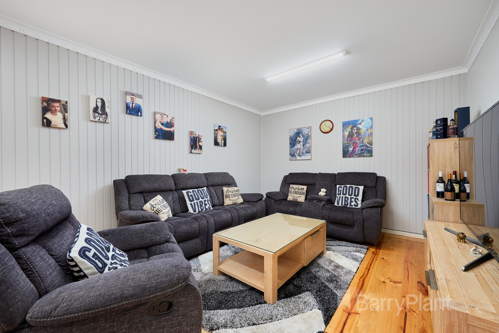 12 Mauchline Court, Noble Park North, VIC 3174 - Thumbnail 2 - 24/02/2022