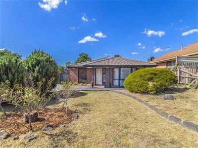 12 McNicol Close, Meadow Heights, VIC 3048, Meadow Heights - Thumbnail 2