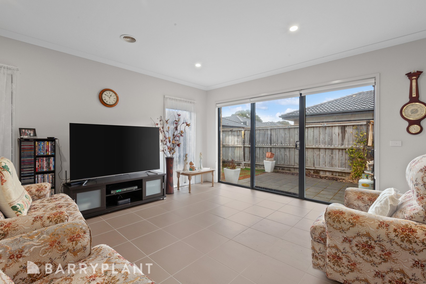 12 Medallion Ave, Beveridge, VIC 3753, Beveridge - Thumbnail 3