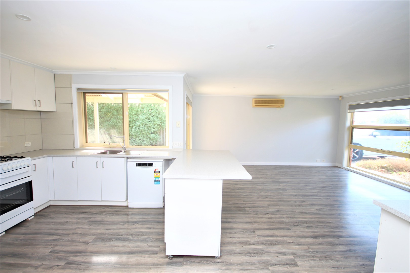 12 Mervyn  Court, St Albans Park, VIC 3219, St Albans Park - Thumbnail 3