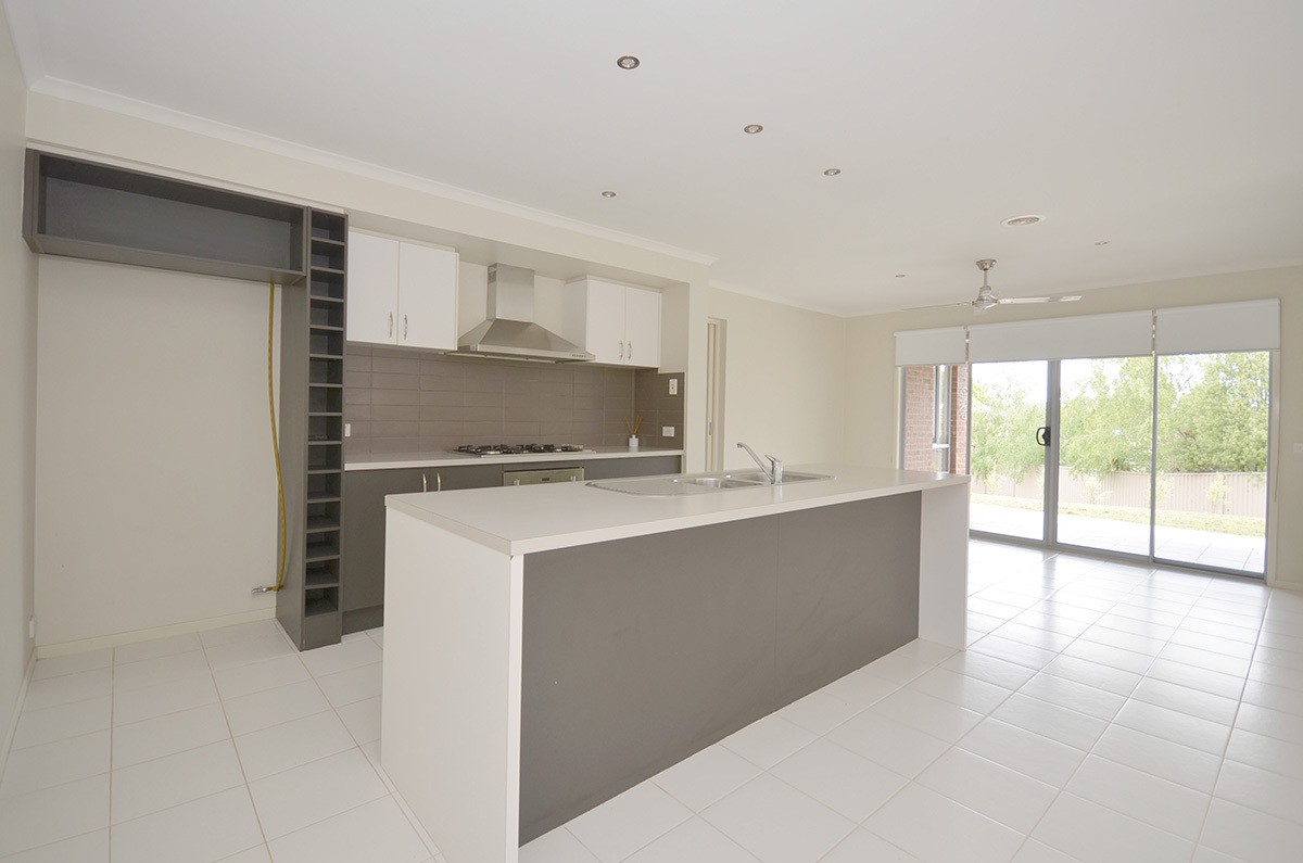 12 Middlin Street, Brown Hill, VIC 3350, Brown Hill - Thumbnail 3
