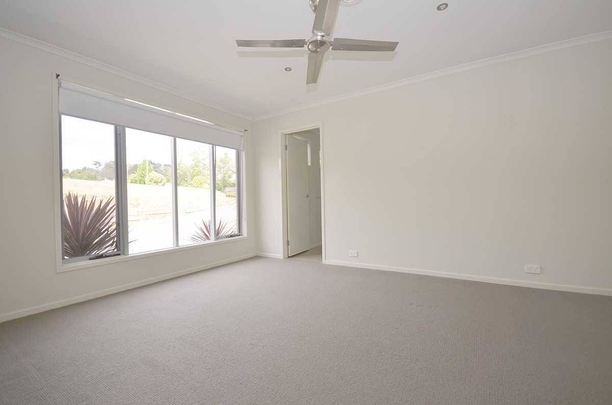 12 Middlin Street, Brown Hill, VIC 3350, Brown Hill - Thumbnail 5