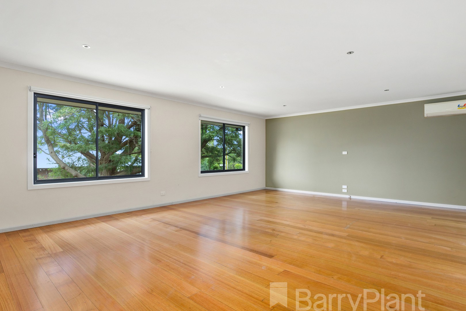 12 Midhurst Road, Croydon, VIC 3136, Croydon - Thumbnail 4