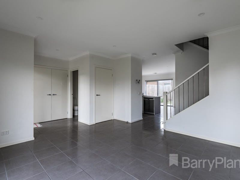 12 Minot Court, Keysborough, VIC 3173, Keysborough - Thumbnail 2