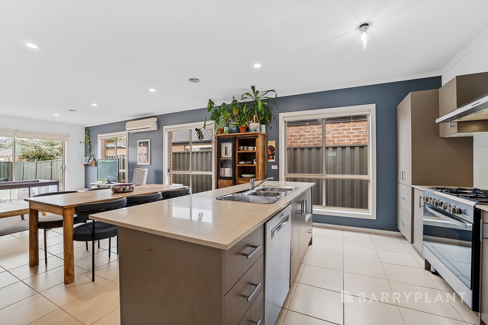 12 Mirabelle Street, Pakenham, VIC 3810 - Thumbnail 1 - 07/05/2026