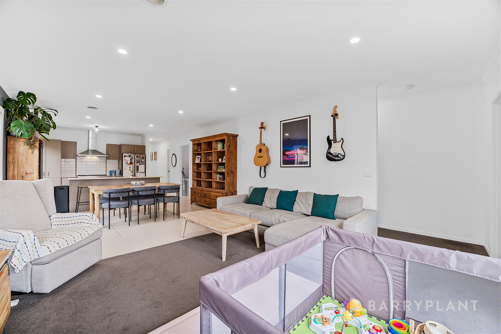12 Mirabelle Street, Pakenham, VIC 3810 - Thumbnail 2 - 07/05/2026