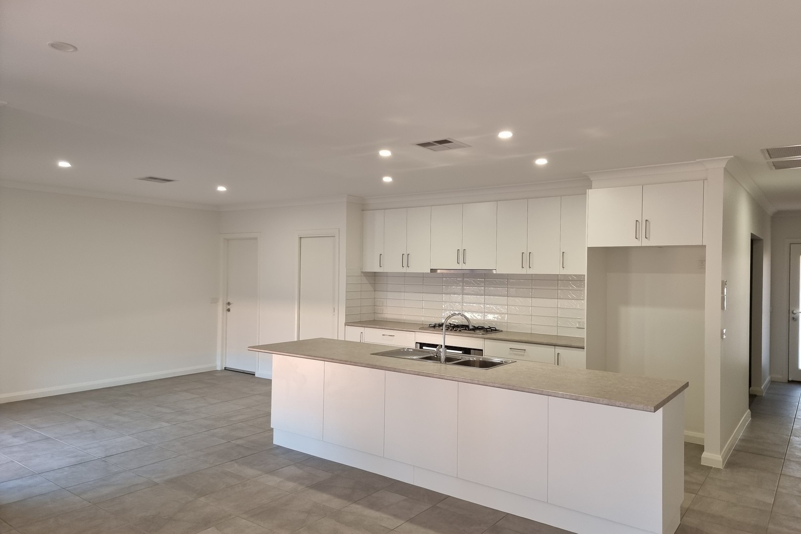 12 Mitchell Street, Gol Gol, NSW 2738, Gol Gol - Thumbnail 2