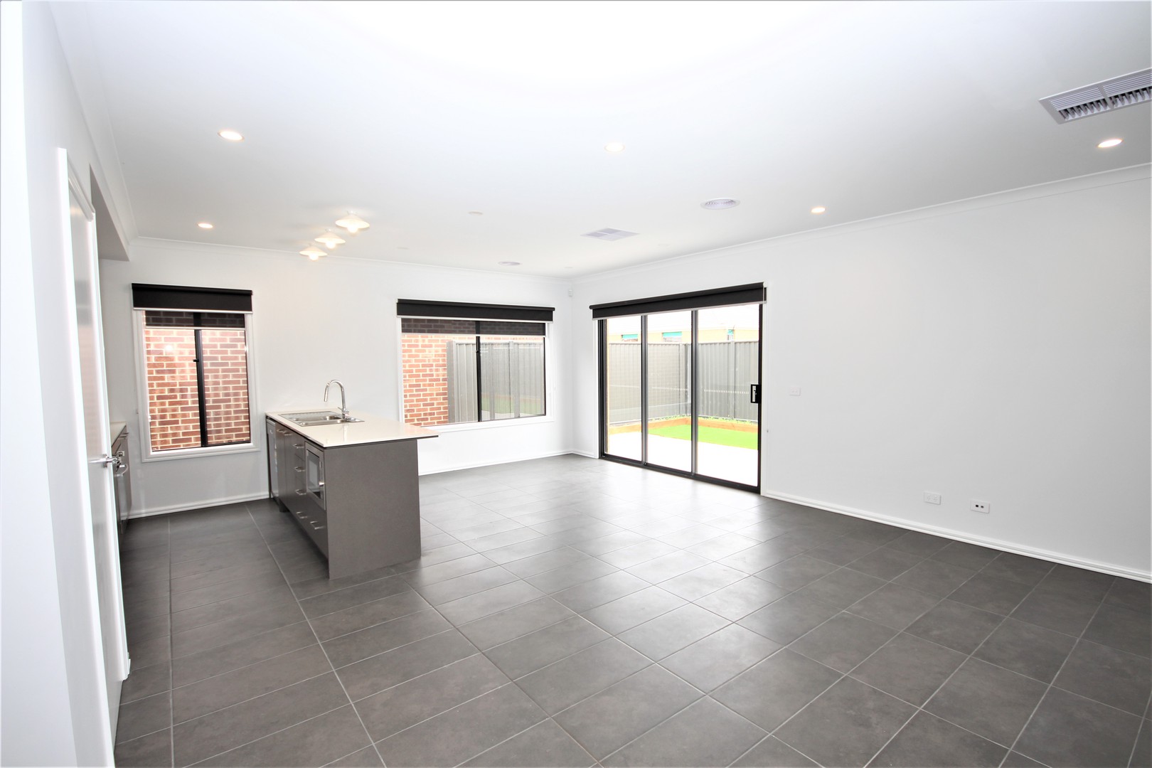 12 Montview  Court, Corio, VIC 3214, Corio - Thumbnail 3