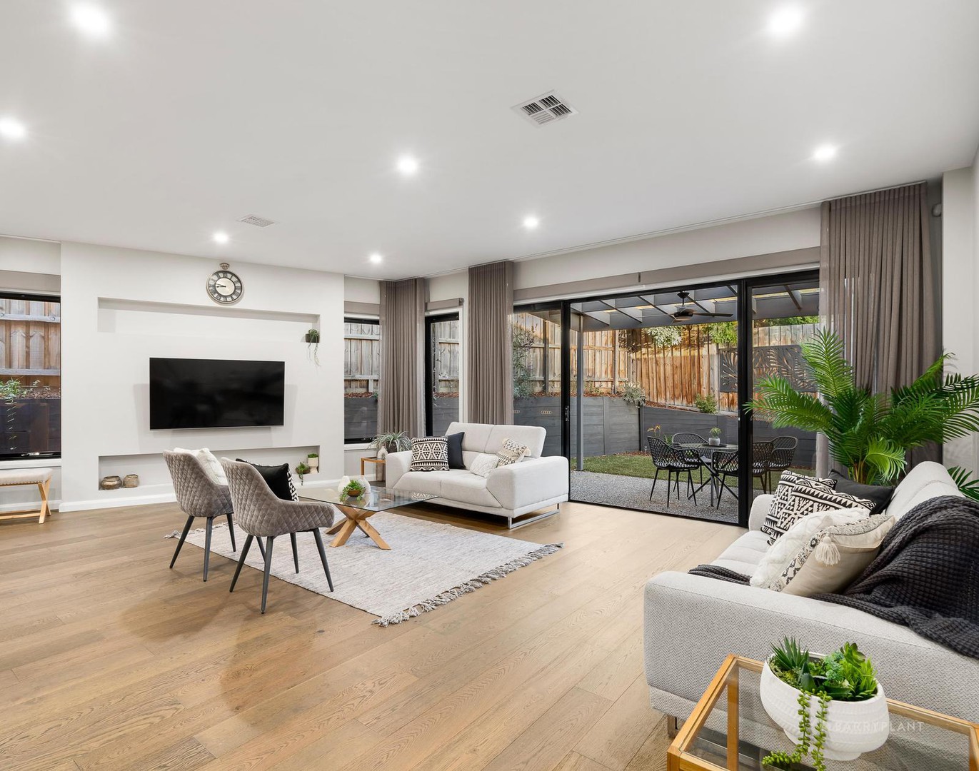 12 Morang Avenue, Templestowe Lower, VIC 3107 - Thumbnail 2 - 07/08/2025