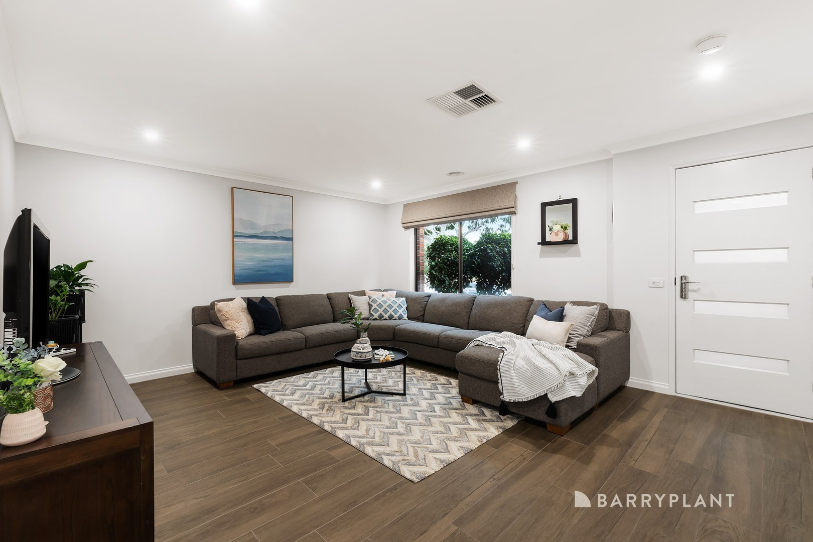 12 Neddletail Crescent, South Morang, VIC 3752, South Morang - Thumbnail 2