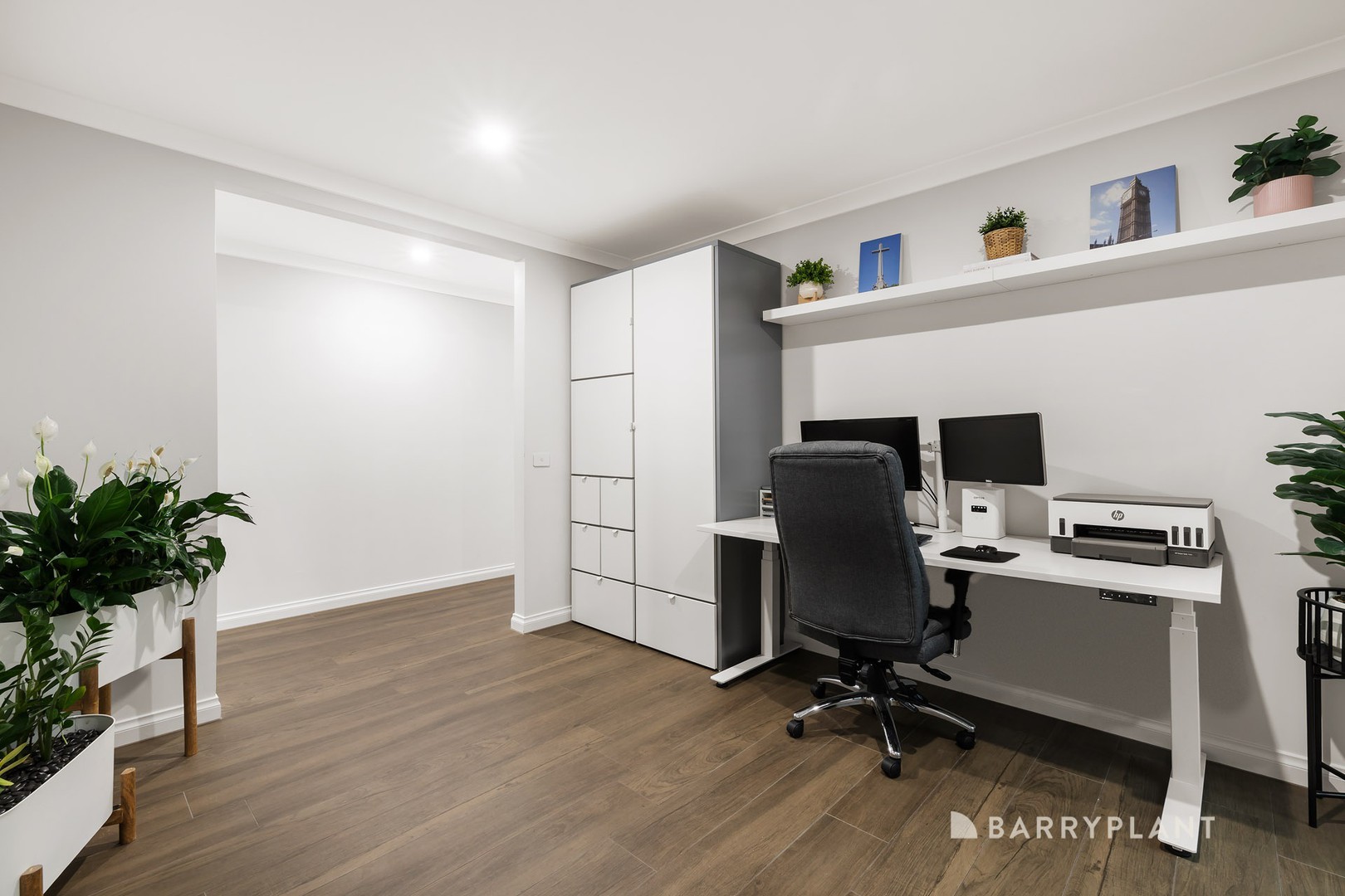 12 Neddletail Crescent, South Morang, VIC 3752, South Morang - Thumbnail 6