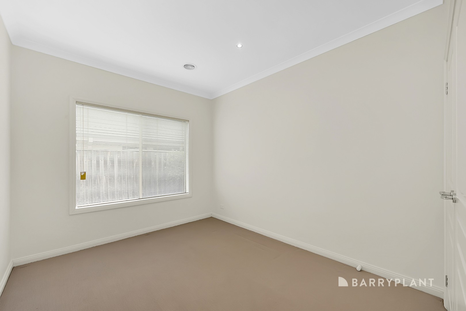 12 Nighthawk Boulevard, South Morang, VIC 3752, South Morang - Thumbnail 8
