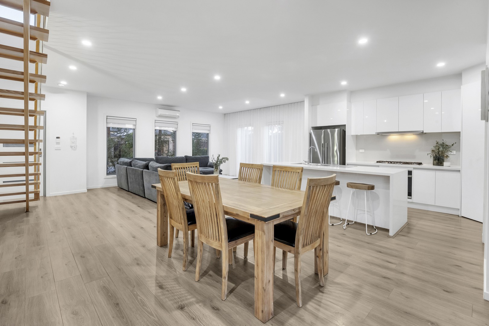 12 Nobility Road, Craigieburn, VIC 3064, Craigieburn - Thumbnail 6