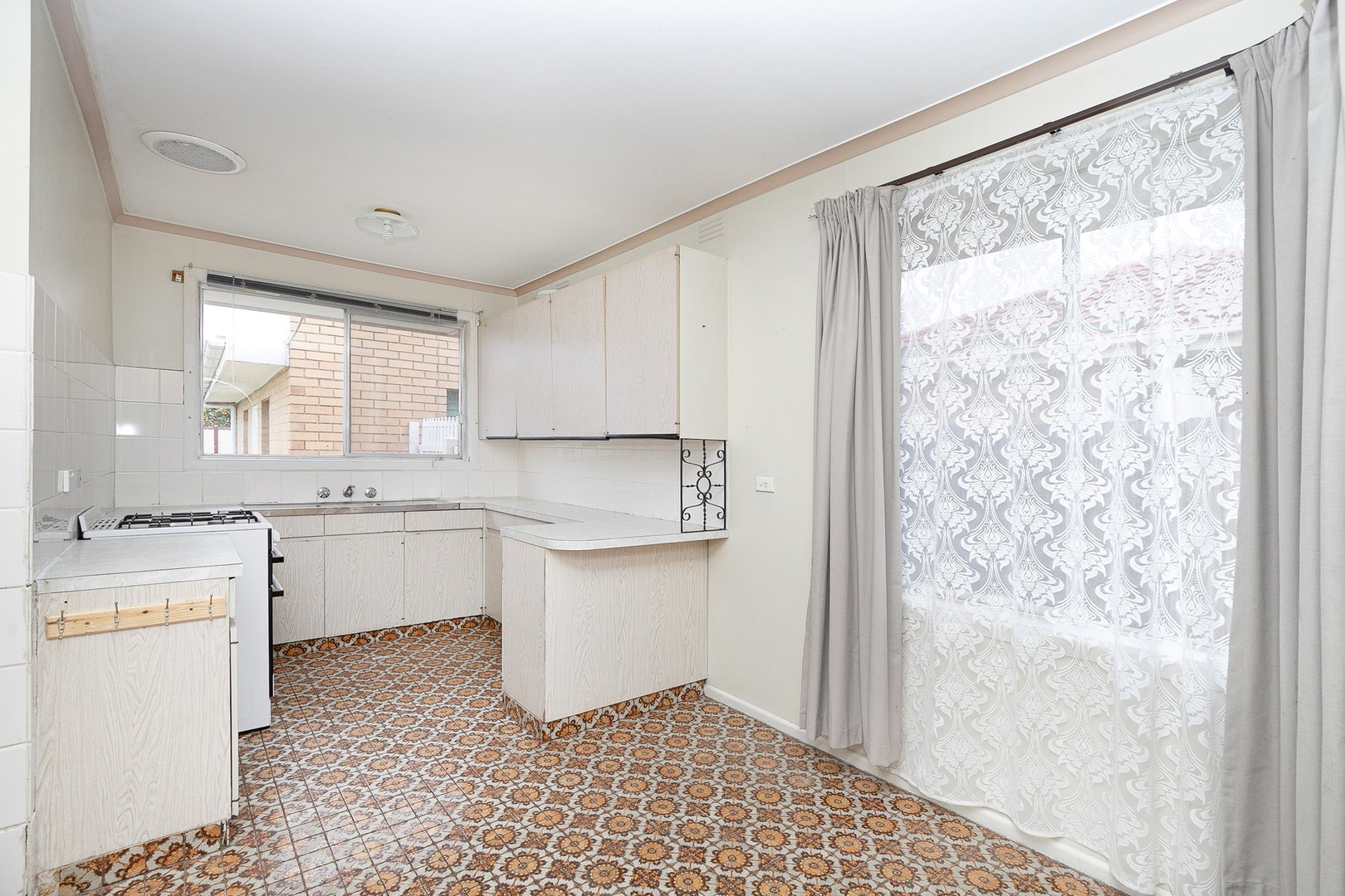 12 Orford Road, St Albans, VIC 3021, St Albans - Thumbnail 4
