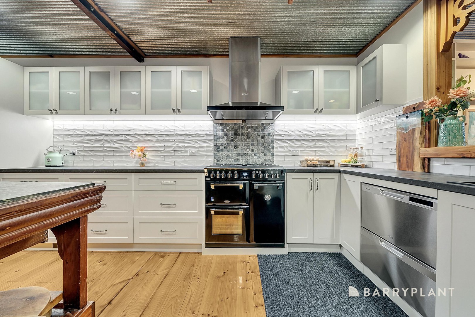 12 Osborne Avenue, Belgrave Heights, VIC 3160 - Thumbnail 2 - 16/10/2024