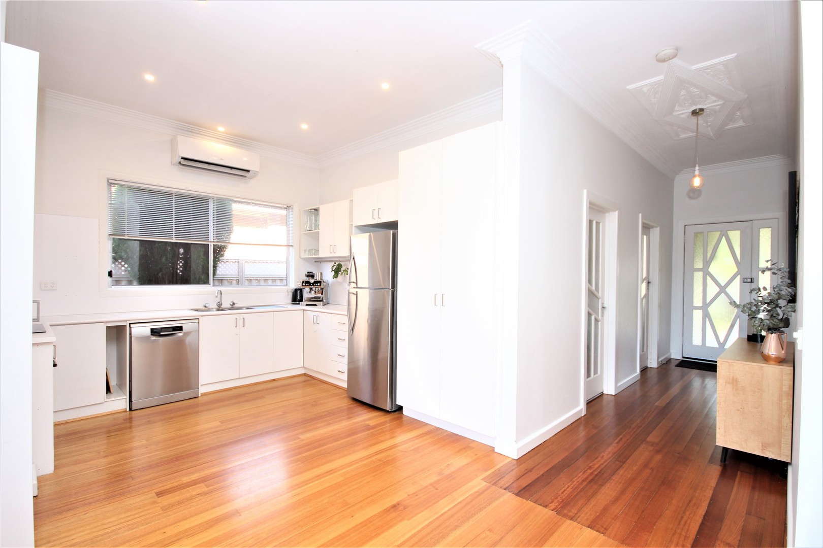 12 Osborne Avenue, North Geelong, VIC 3215, North Geelong - Thumbnail 4