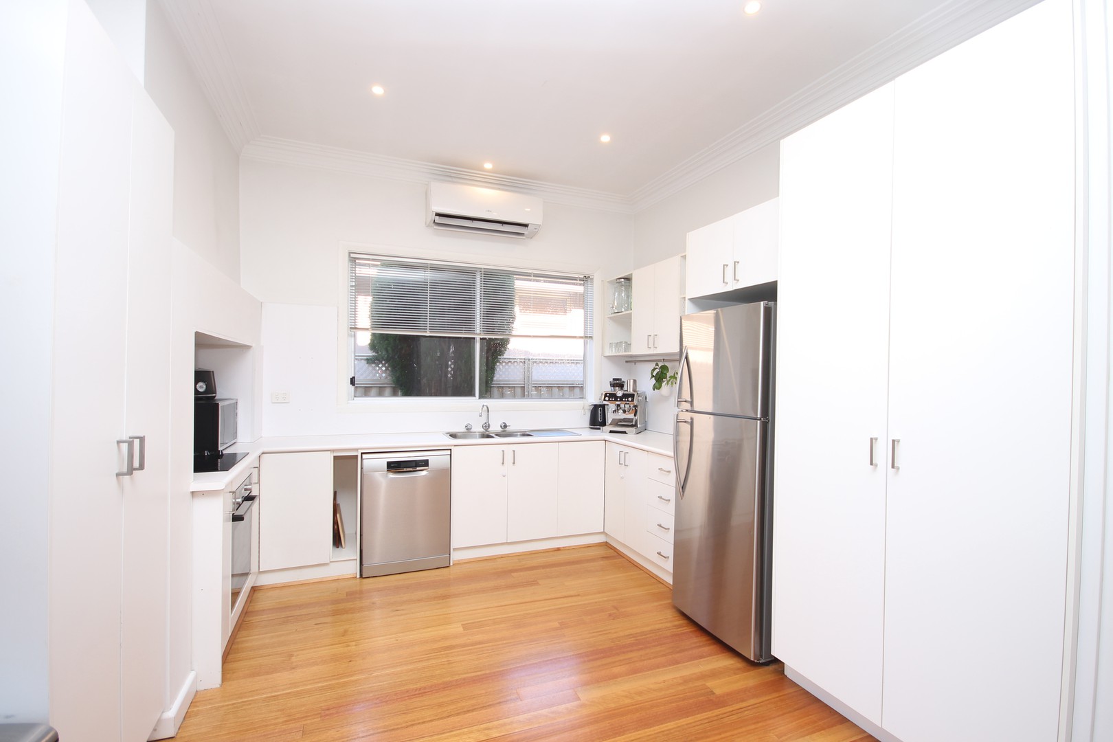 12 Osborne Avenue, North Geelong, VIC 3215, North Geelong - Thumbnail 5