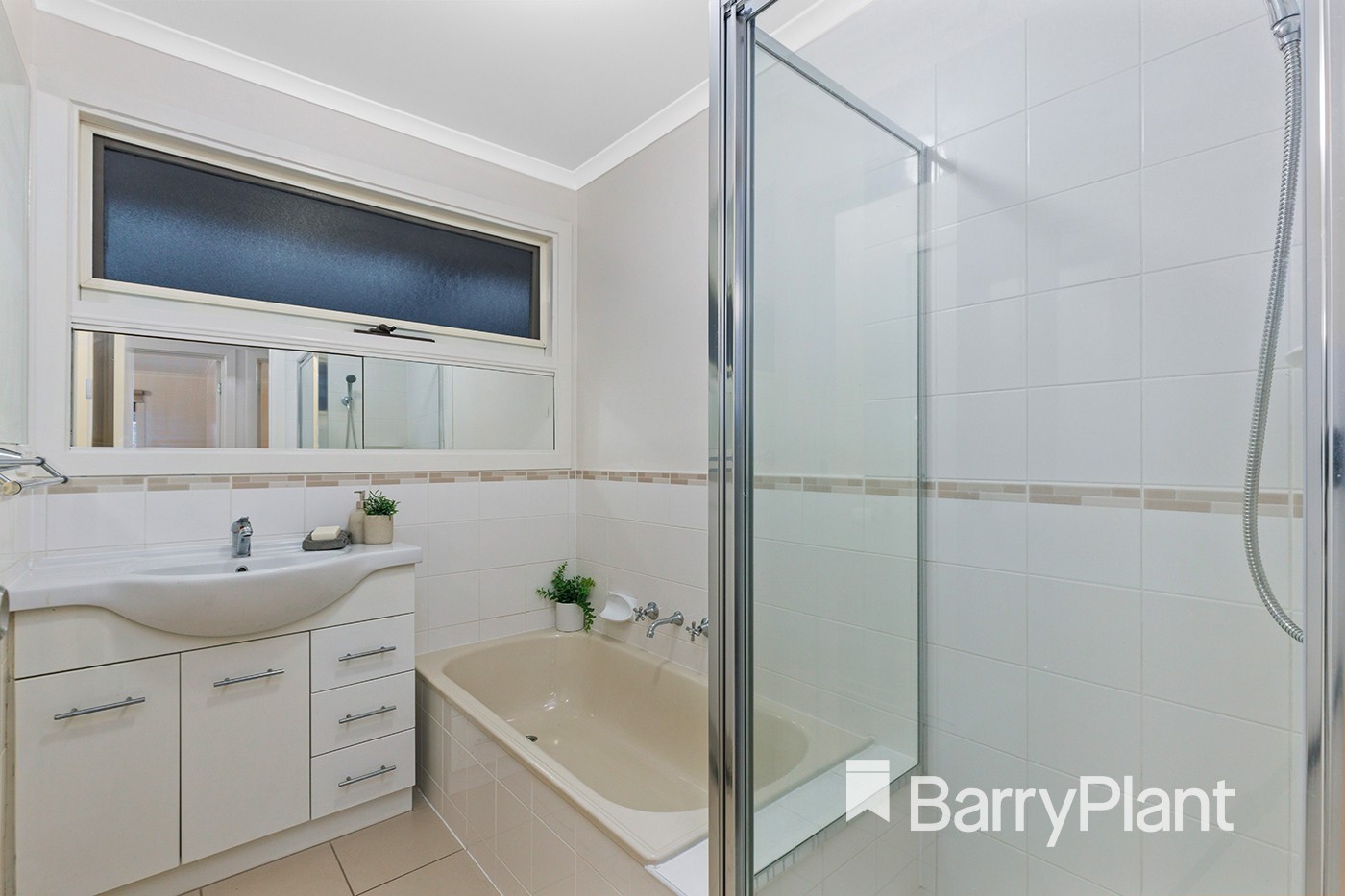 12 Parklands Avenue, Chirnside Park, VIC 3116, Chirnside Park - Thumbnail 8