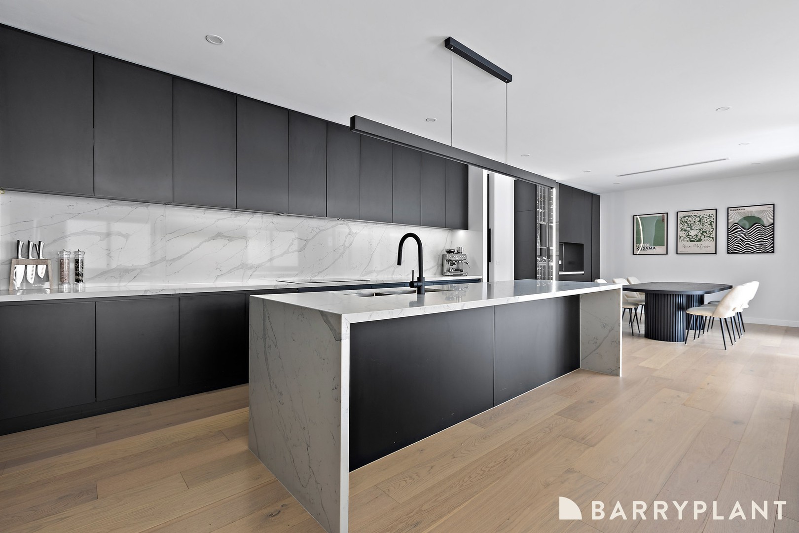 12 Peacock Close, Mill Park, VIC 3082, Mill Park - Thumbnail 4