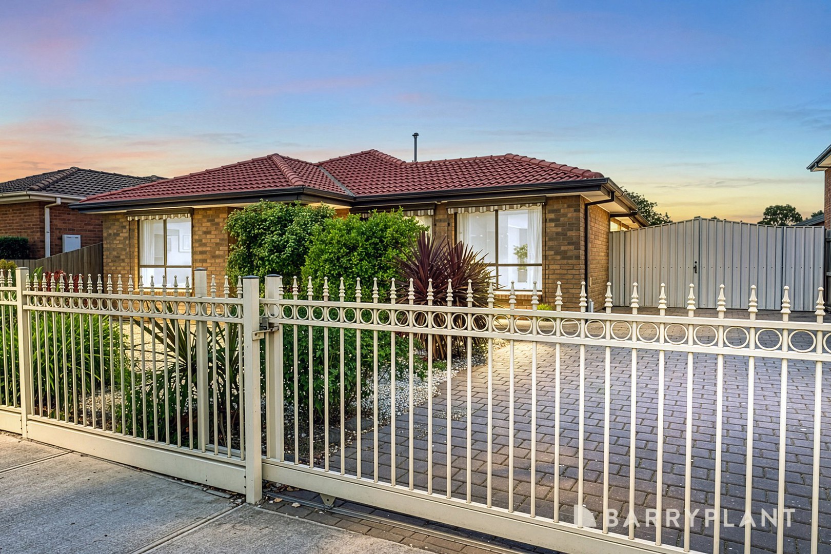 12 Pensbury Avenue, Mill Park, VIC 3082 - Thumbnail 2 - 22/10/2026