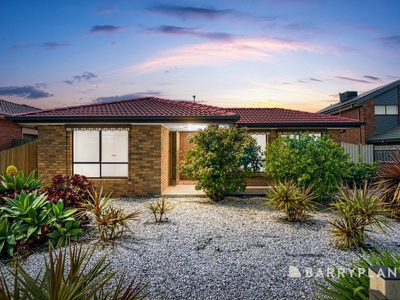 12 Pensbury Avenue, Mill Park, VIC 3082 - Image - 22/10/2026