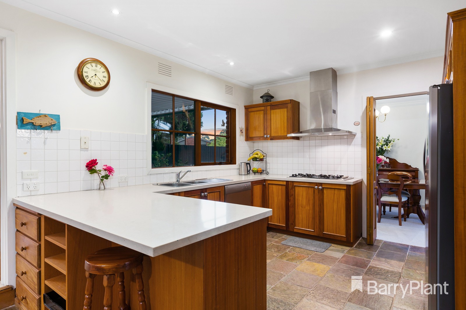 12 Pentland CourtGlen Waverley, VIC 3150, Glen Waverley - Thumbnail 4