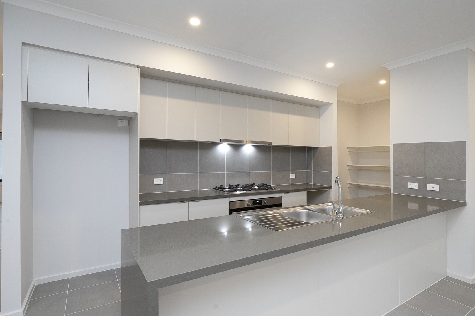 12 Persano Way, Taylors Lakes, VIC 3038, Taylors Lakes - Thumbnail 5