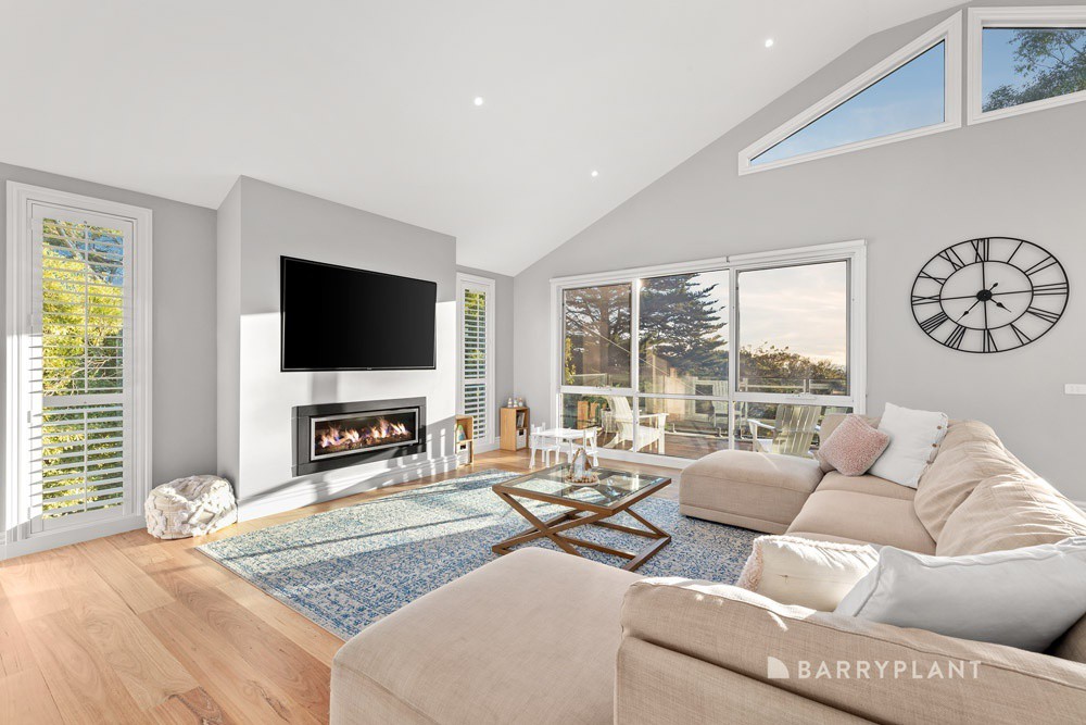 12 Pleasant Road, Ferntree Gully, VIC 3156, Ferntree Gully - Thumbnail 4