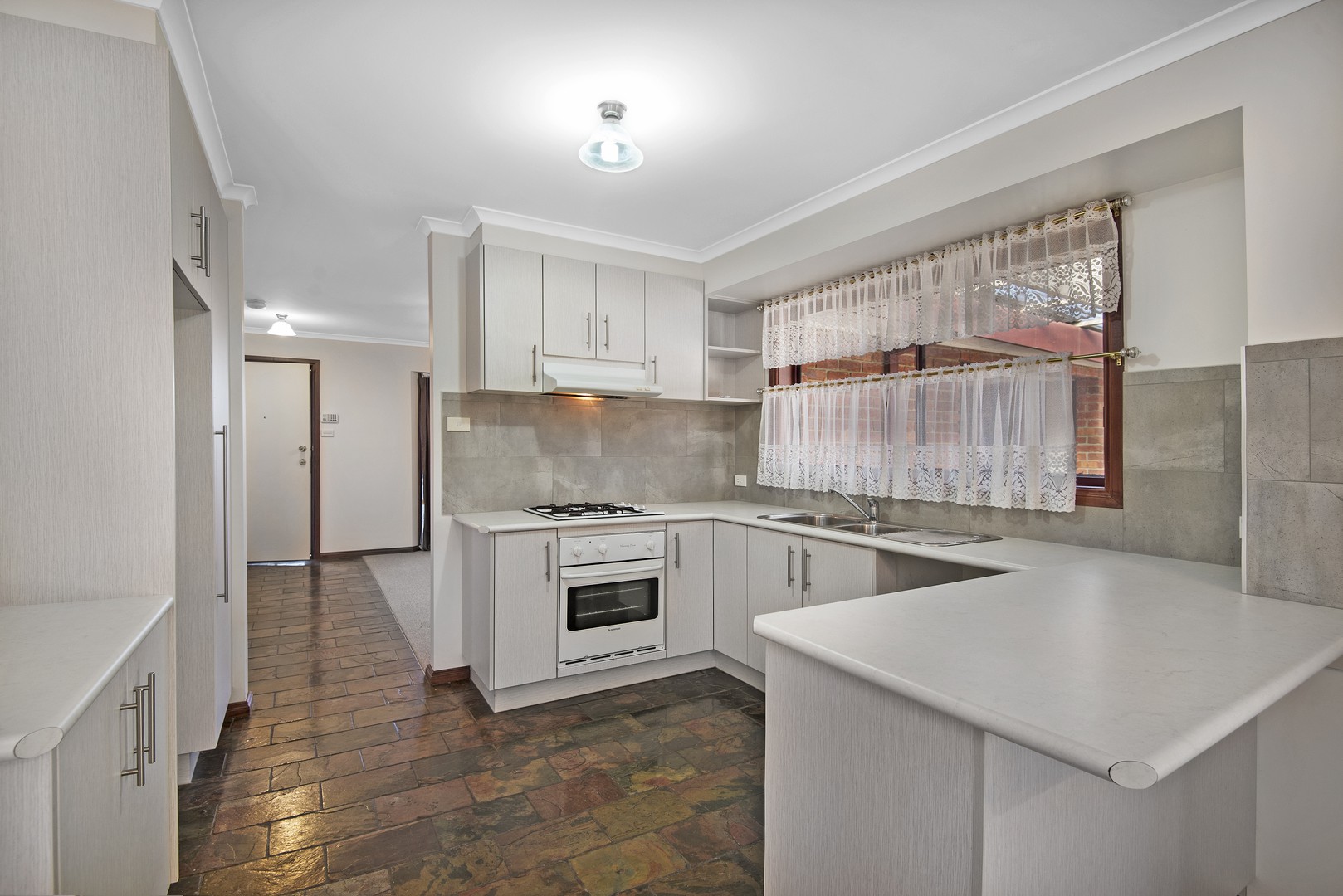 12 Purchas Street, Werribee, VIC 3030, Werribee - Thumbnail 5