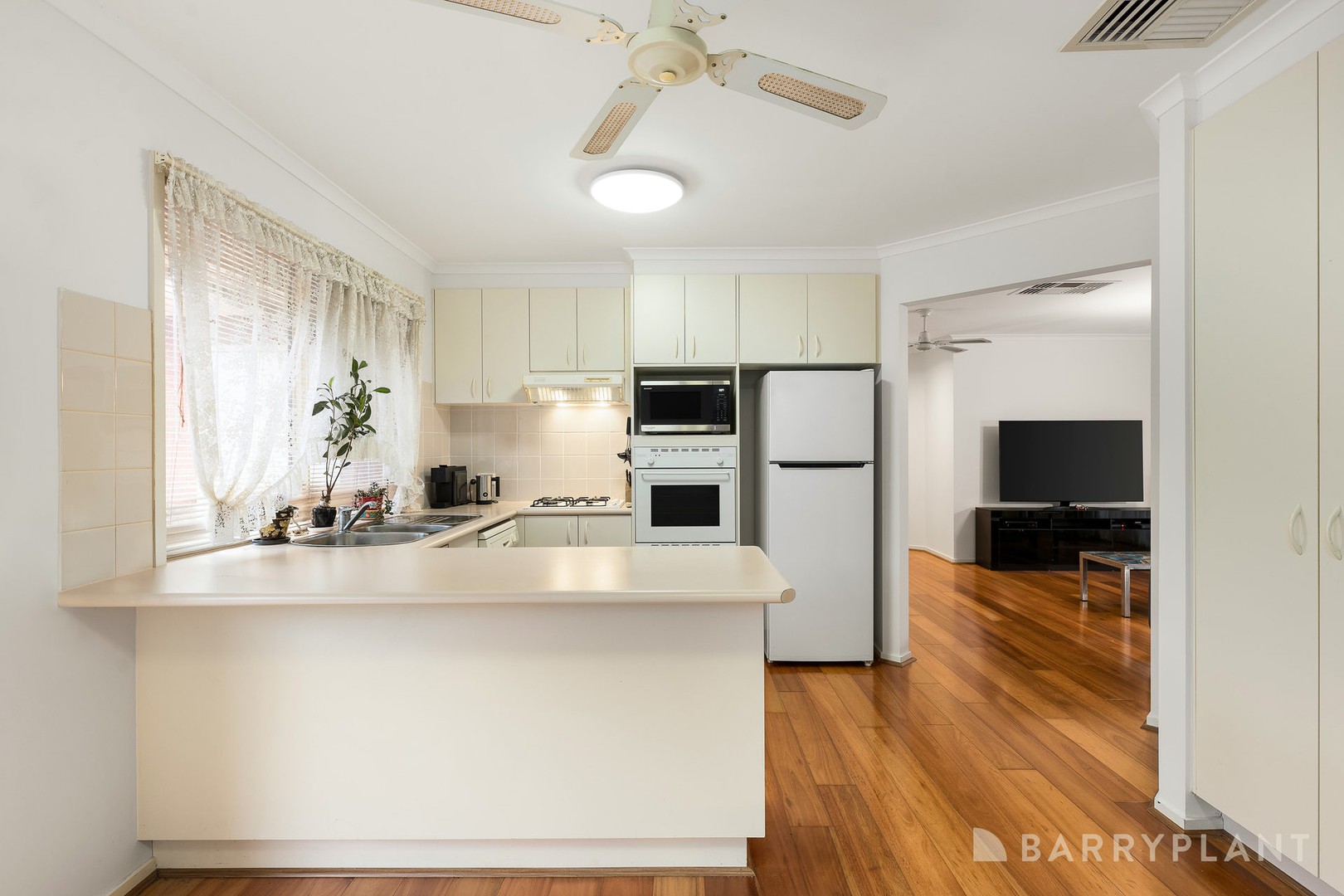 12 Ramble Crescent, Croydon, VIC 3136, Croydon - Thumbnail 3
