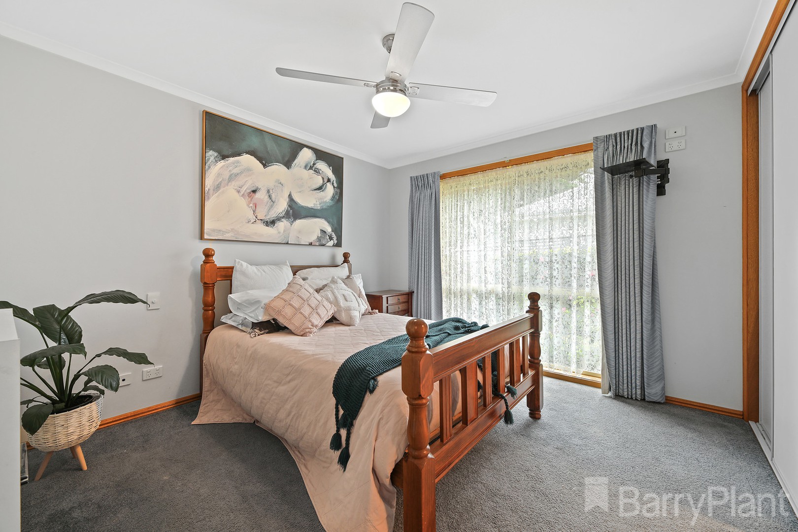 12 Rees Close, Drouin, VIC 3818, Drouin - Thumbnail 3