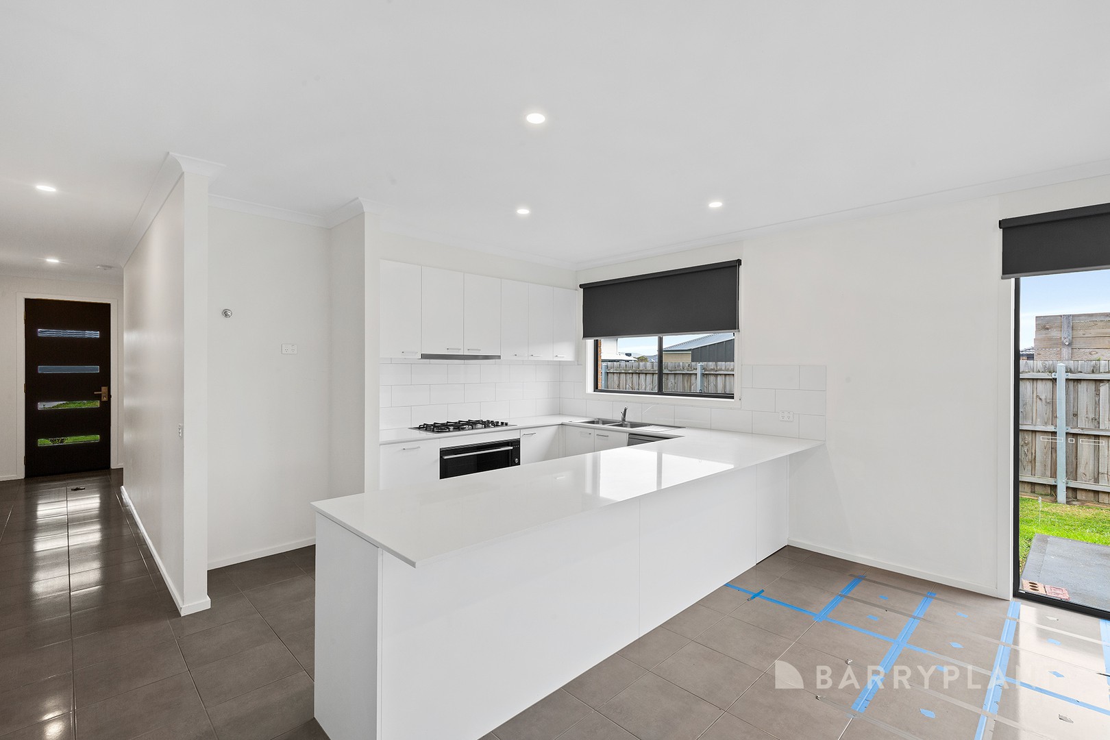 12 Ridgway Avenue, Lang Lang, VIC 3984, Lang Lang - Thumbnail 2
