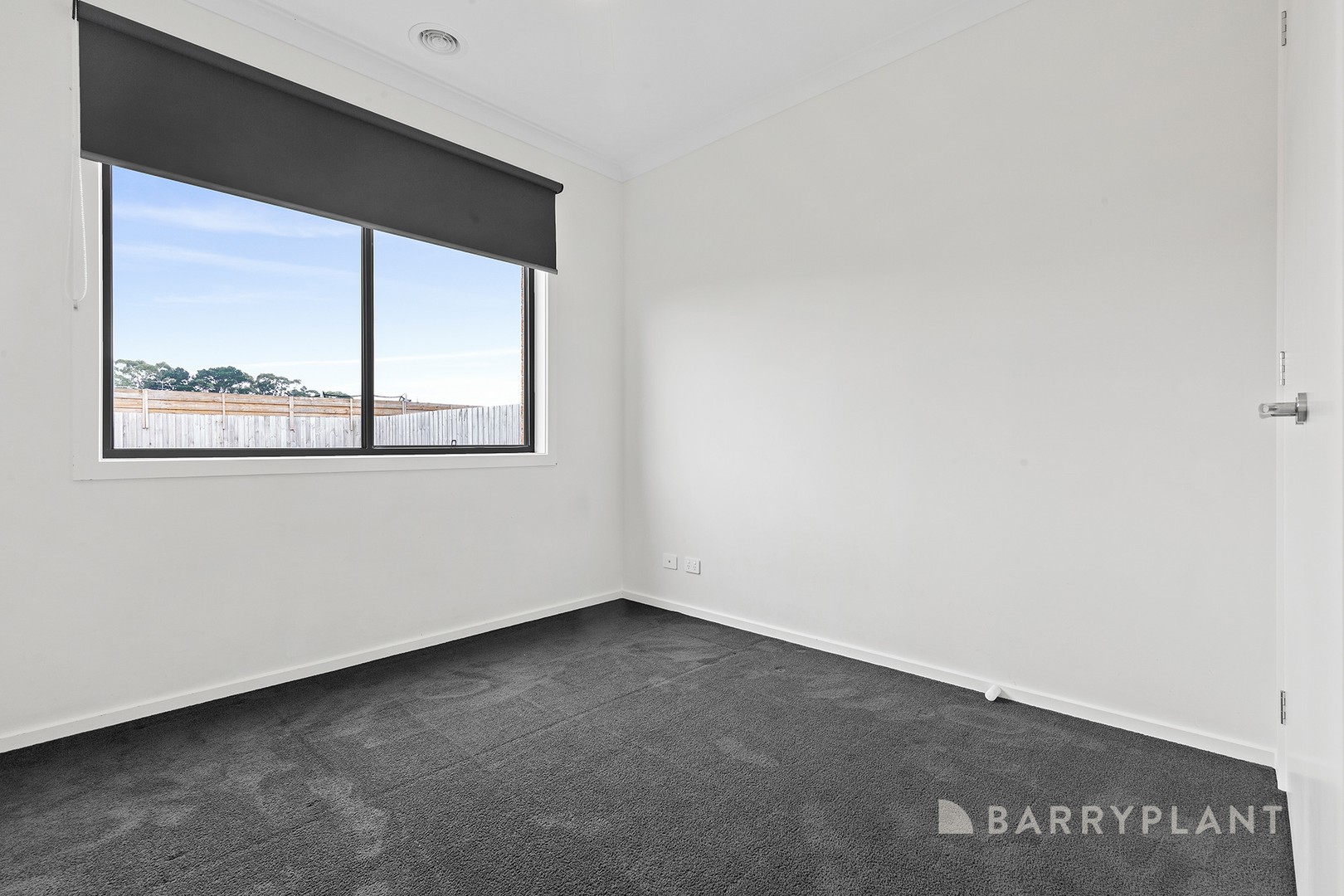 12 Ridgway Avenue, Lang Lang, VIC 3984, Lang Lang - Thumbnail 6