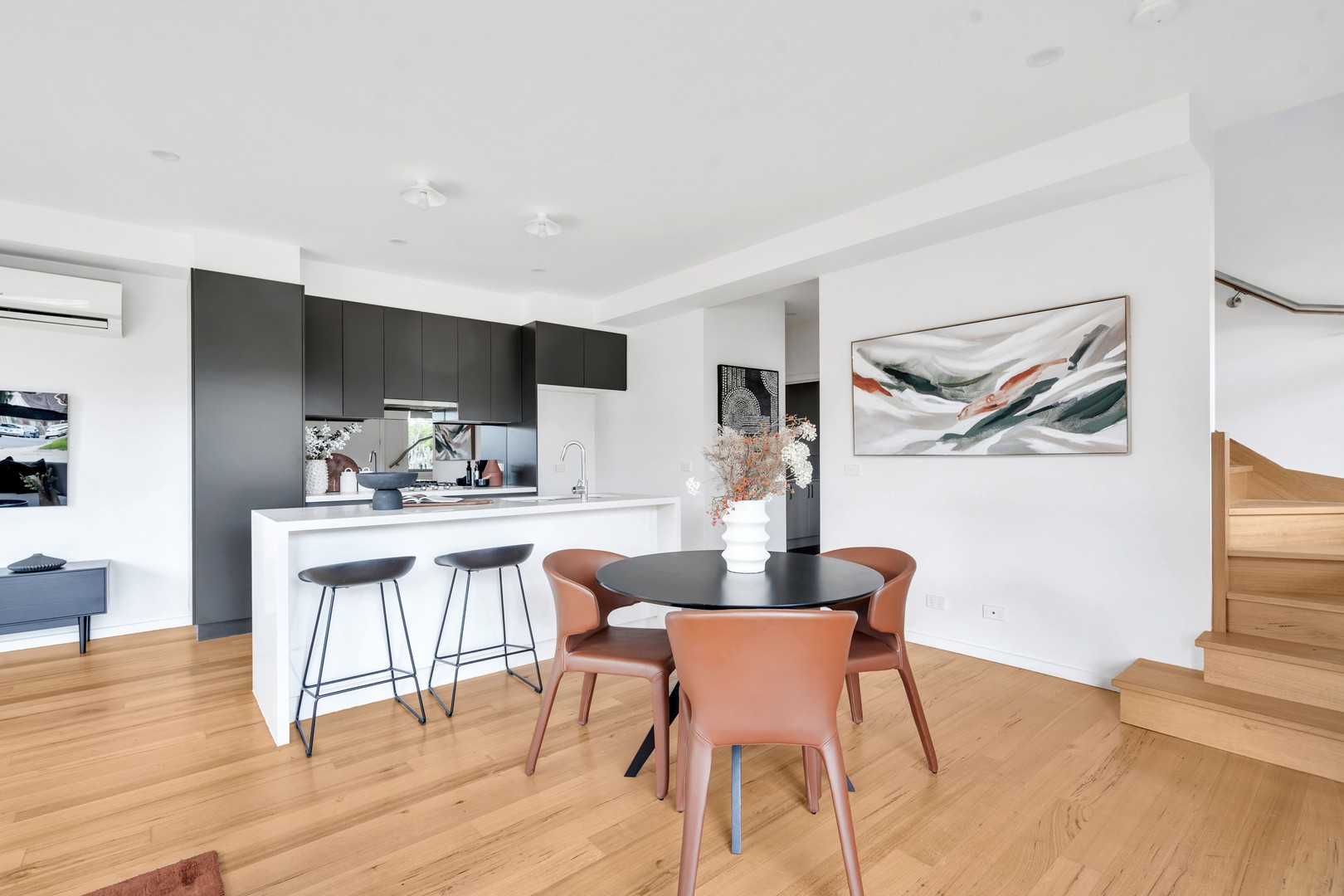 12 Roberts Road, Airport West, VIC 3042 - Thumbnail 2 - 21/07/2025