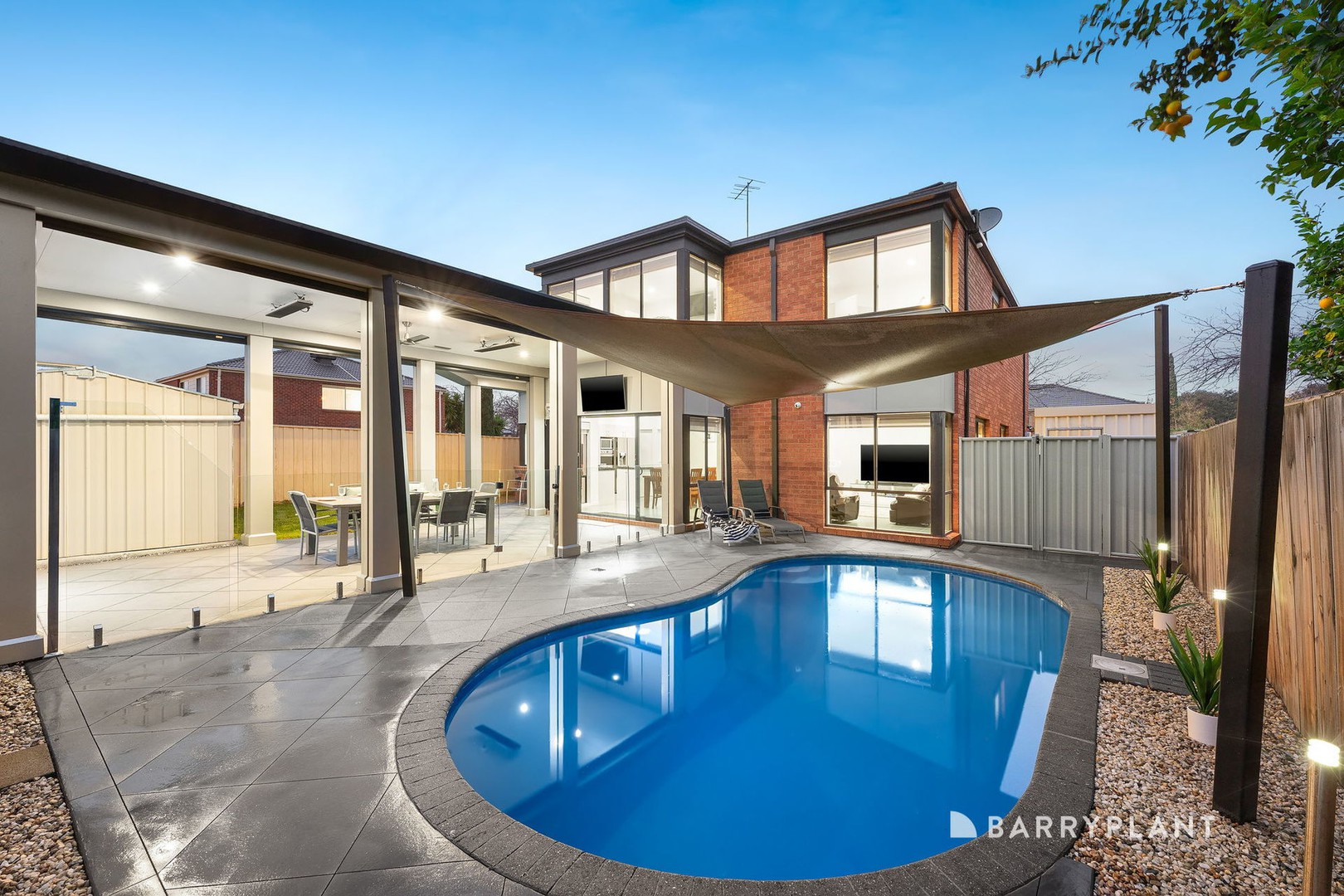 12 Robusta Avenue, Bundoora, VIC 3083 - Thumbnail 2 - 28/05/2026