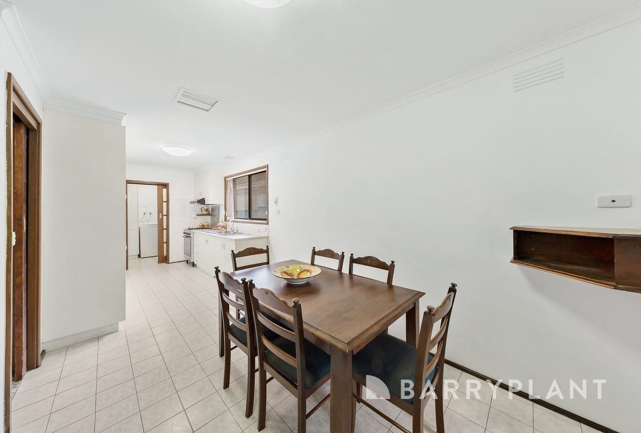 12 Robyn Avenue, Albanvale, VIC 3021, Albanvale - Thumbnail 5