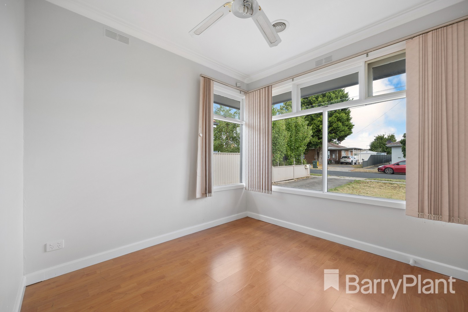 12 Romney Street, Wendouree, VIC 3355, Wendouree - Thumbnail 4