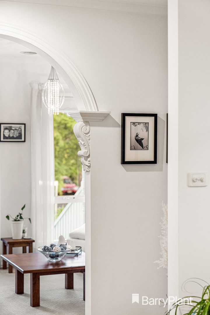 12 Rosewood Place, Chirnside Park, VIC 3116, Chirnside Park - Thumbnail 2