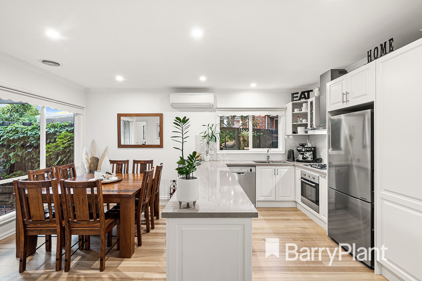 12 Rosewood Place, Chirnside Park, VIC 3116, Chirnside Park - Thumbnail 4