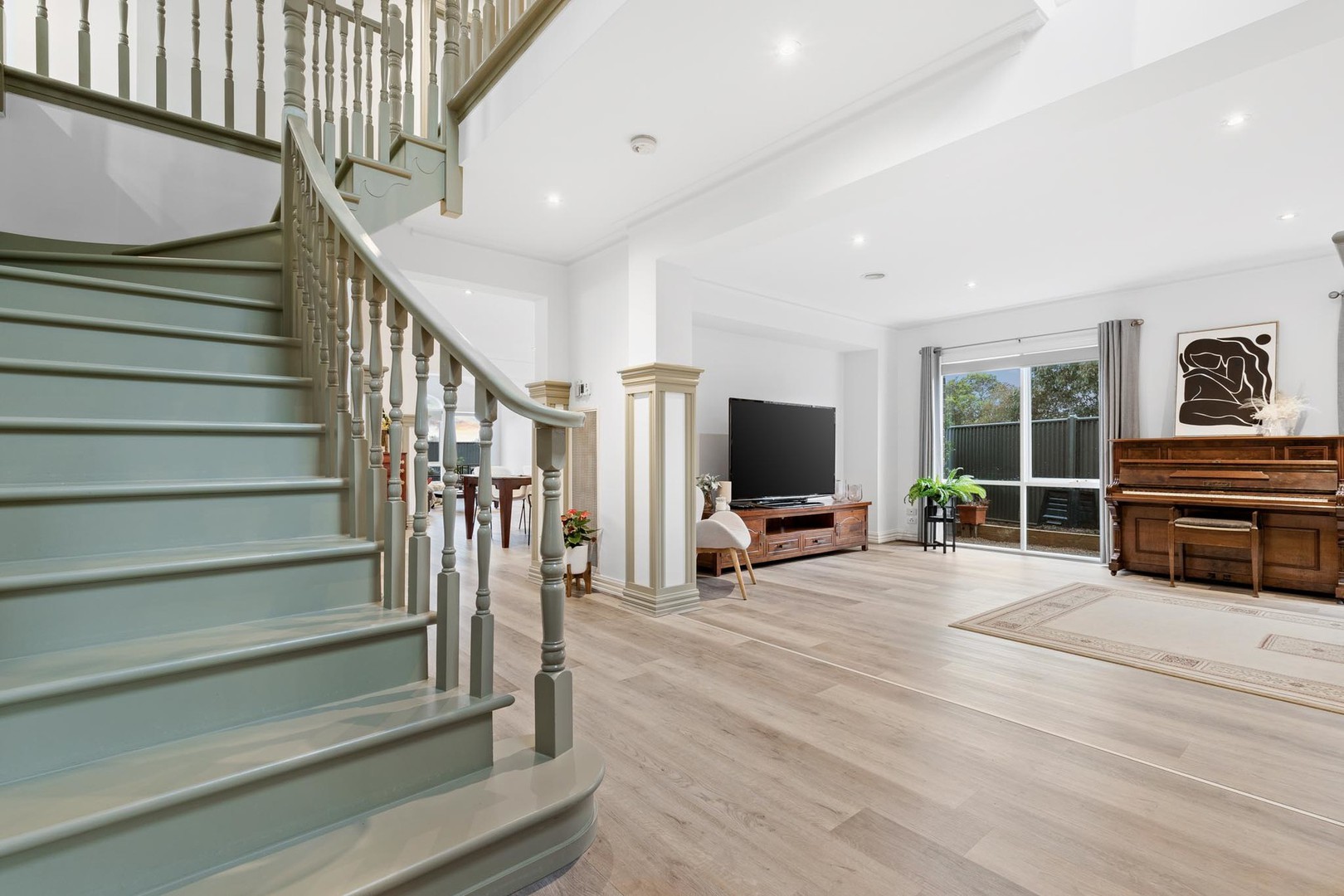 12 Rowlandson Place, Taylors Lakes, VIC 3038, Taylors Lakes - Thumbnail 2