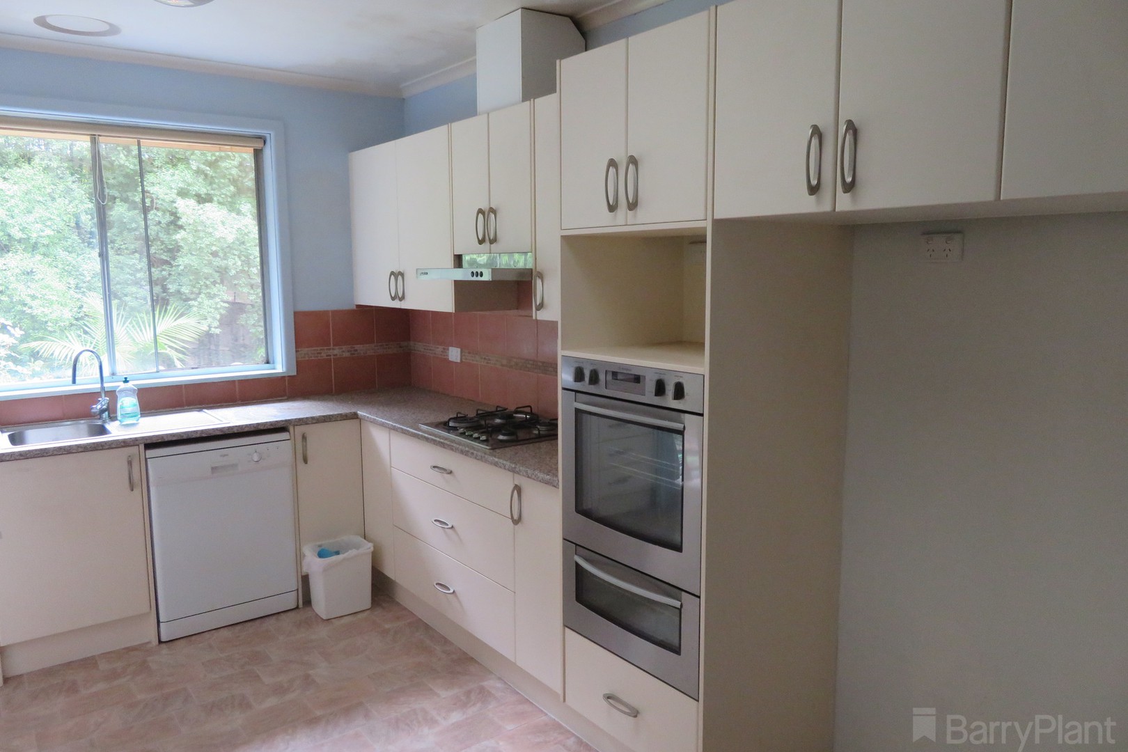 12 Salisbury Court, Heathmont, VIC 3135 - Thumbnail 2 - 02/12/2021