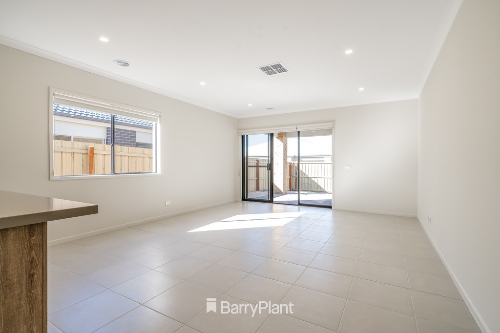 12 Sampford Street, Armstrong Creek, VIC 3217, Armstrong Creek - Thumbnail 5