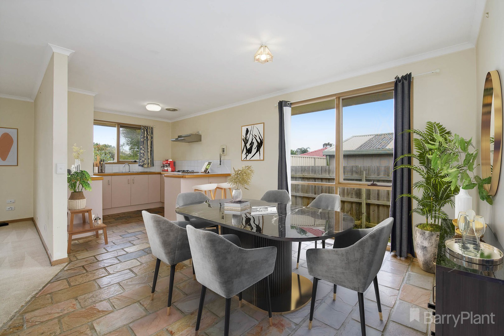 12 Sanders Court, Narre Warren, VIC 3805, Narre Warren - Thumbnail 2