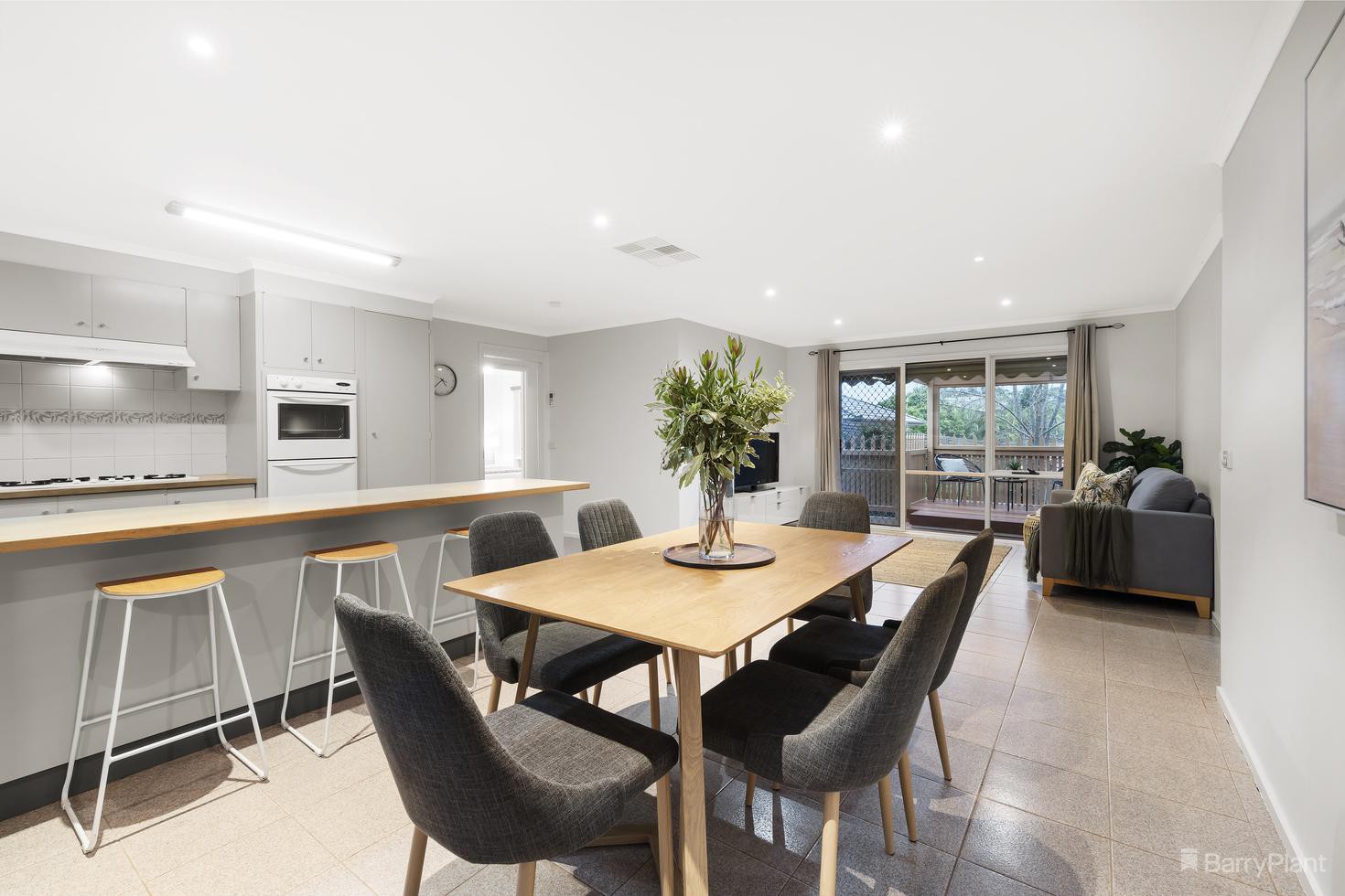 12 Sandhurst Court, Eltham, VIC 3095, Eltham - Thumbnail 4