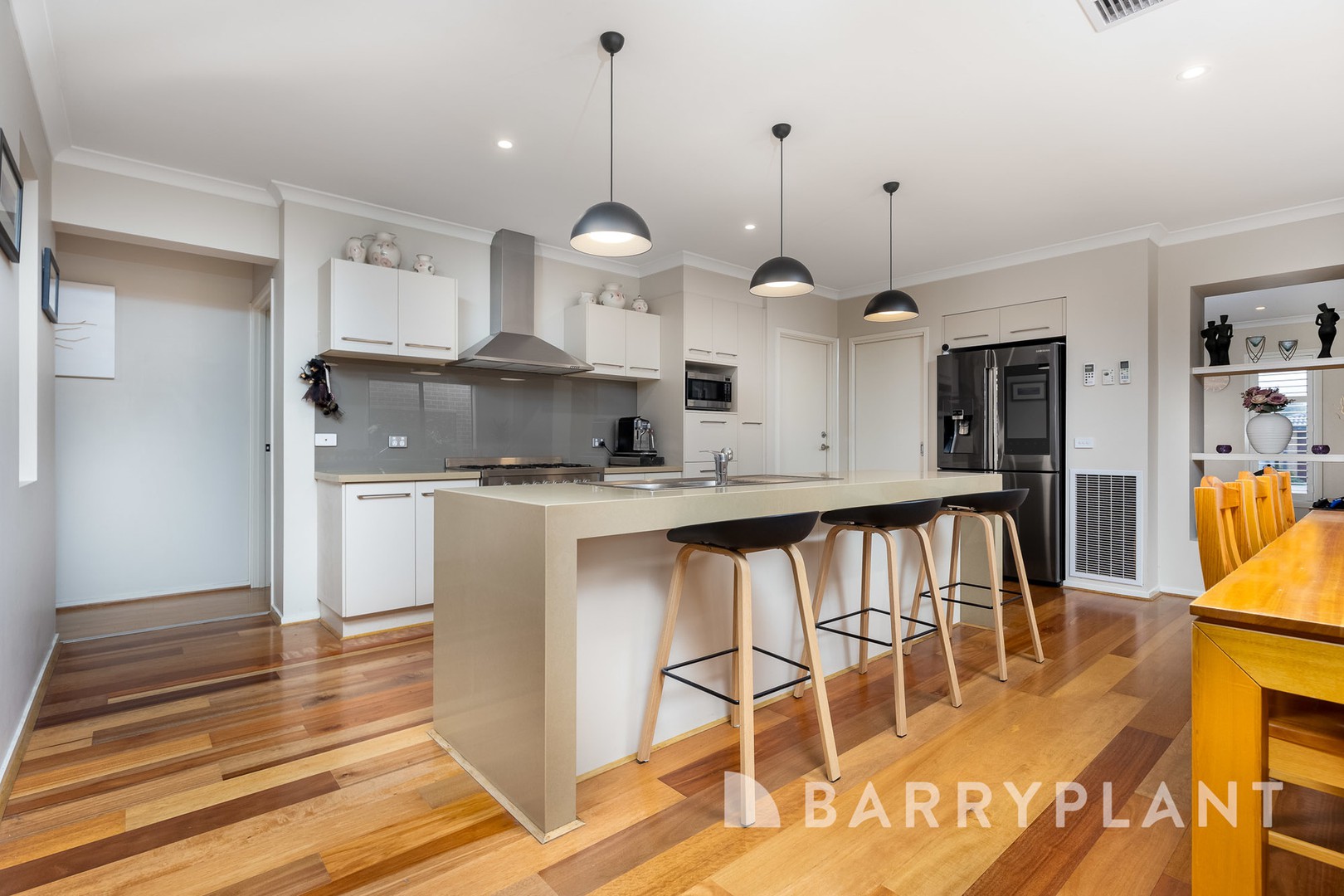 12 Santorini Crescent, Point Cook, VIC 3030, Point Cook - Thumbnail 3
