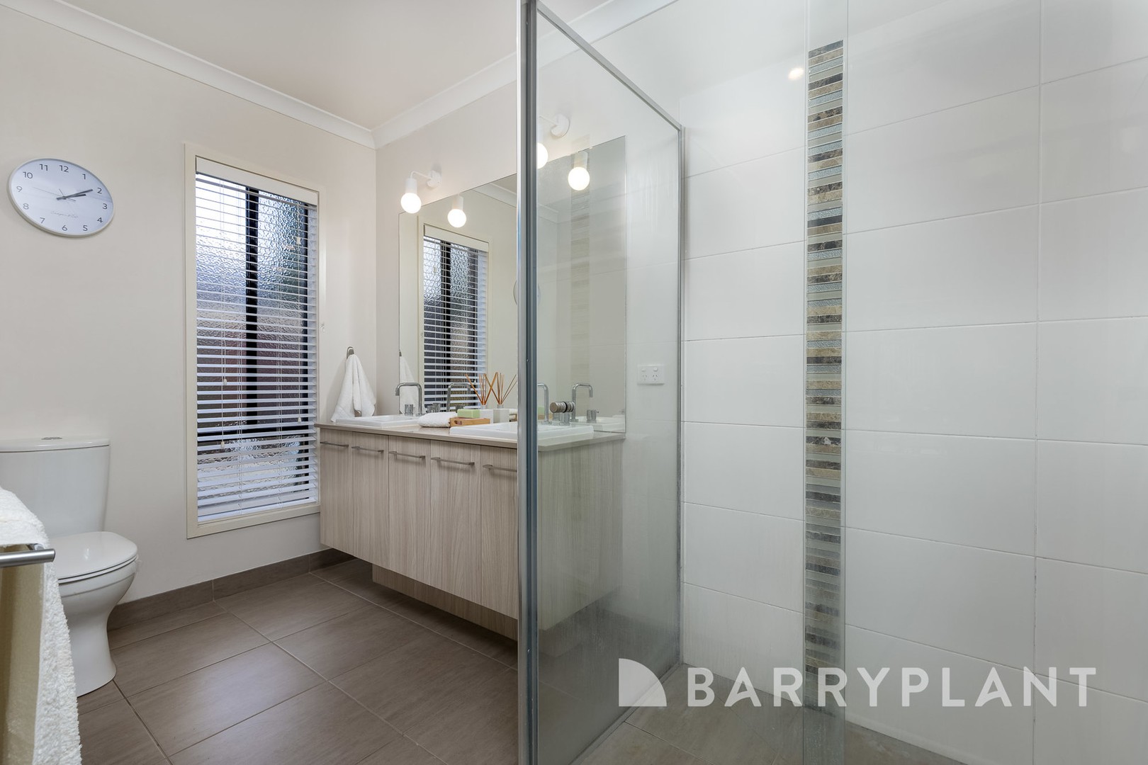 12 Santorini Crescent, Point Cook, VIC 3030, Point Cook - Thumbnail 8