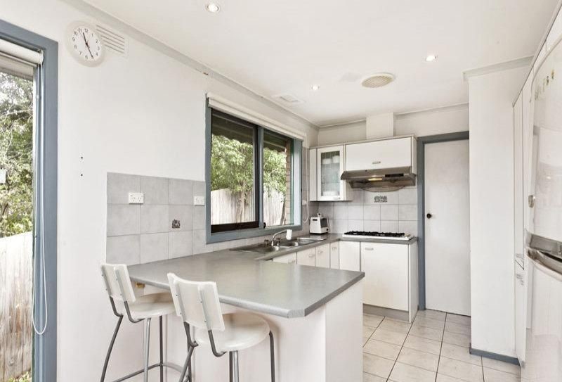 12 Saturn Terrace, Doncaster East, VIC 3109 - Thumbnail 2 - 10/04/2026