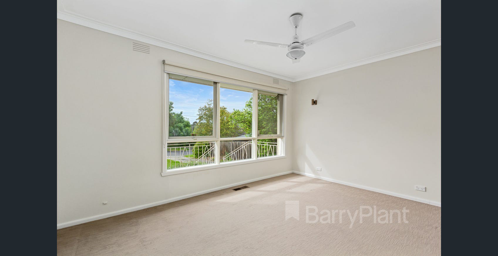 12 Seaforth Road, Wantirna South, VIC 3152, Wantirna South - Thumbnail 2